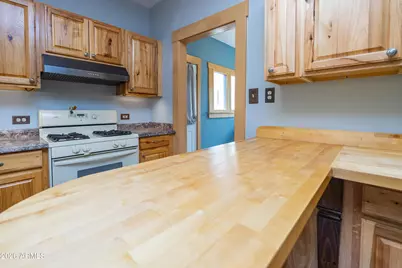 308 Douglas Street, Bisbee, AZ 85603 - Photo 15