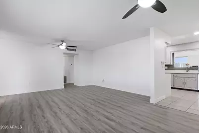 10541 W Cheryl Drive, Sun City, AZ 85351 - Photo 11