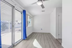 10541 W Cheryl Dr, Sun City, AZ 85351 - Photo 9