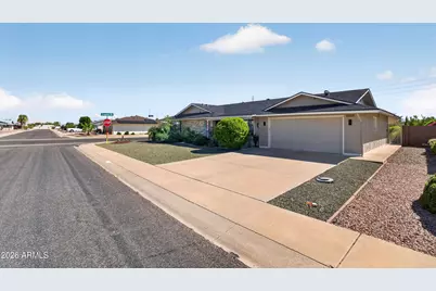 10001 W Augusta Drive, Sun City, AZ 85351 - Photo 9