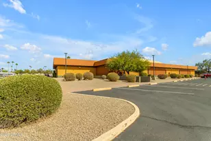 10001 W Augusta Dr, Sun City, AZ 85351 - Photo 79
