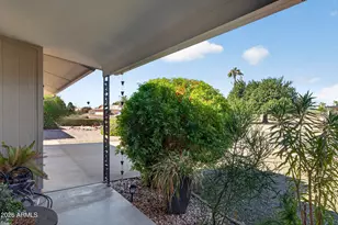 10001 W Augusta Dr, Sun City, AZ 85351 - Photo 11