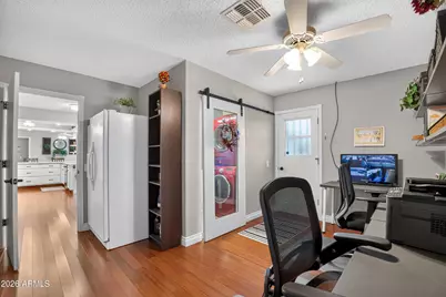 10001 W Augusta Drive, Sun City, AZ 85351 - Photo 37