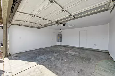 14904 W Honeysuckle Lane, Surprise, AZ 85374 - Photo 31
