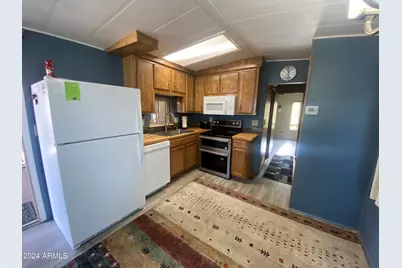 2323 W Pomo Avenue, Apache Junction, AZ 85119 - Photo 5