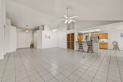 11412 E Navarro Avenue, Mesa, AZ 85209 - Photo 9