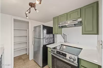 1020 E Redfield Road, Tempe, AZ 85283 - Photo 11