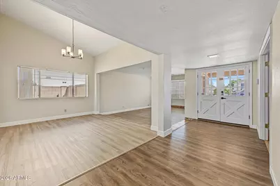 11218 N 63rd Avenue, Glendale, AZ 85304 - Photo 5