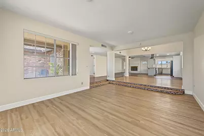11218 N 63rd Avenue, Glendale, AZ 85304 - Photo 7