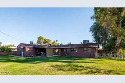 2250 W Augusta Avenue, Phoenix, AZ 85021 - Photo 1
