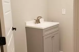 9003 W Missouri Ave, Glendale, AZ 85305 - Photo 13