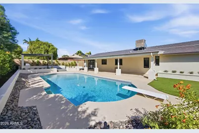 2431 E Desert Cove Avenue, Phoenix, AZ 85028 - Photo 37