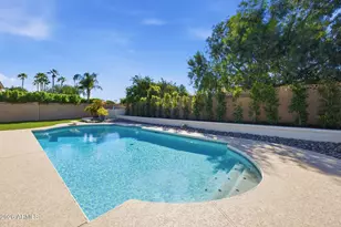 2431 E Desert Cove Ave, Phoenix, AZ 85028 - Photo 35