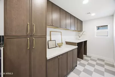 2431 E Desert Cove Avenue, Phoenix, AZ 85028 - Photo 39