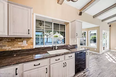 10945 W Bermuda Drive, Avondale, AZ 85392 - Photo 13