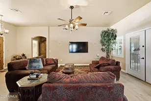 35916 N 213th Dr, Wittmann, AZ 85361 - Photo 17