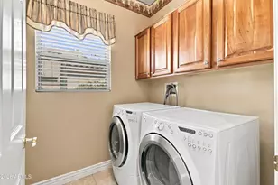 18142 N Cherry Creek Dr, Surprise, AZ 85374 - Photo 29