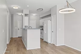 420 W 1st St, Tempe, AZ 85281 - Photo 11