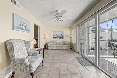9962 W Lancaster Drive, Sun City, AZ 85351 - Photo 19