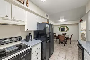 9962 W Lancaster Dr, Sun City, AZ 85351 - Photo 3