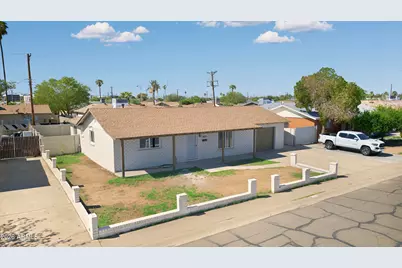 3030 N 41st Drive, Phoenix, AZ 85019 - Photo 3