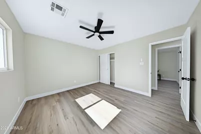 3030 N 41st Drive, Phoenix, AZ 85019 - Photo 19