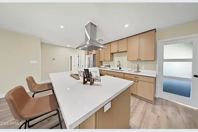 3030 N 41st Drive, Phoenix, AZ 85019 - Photo 7