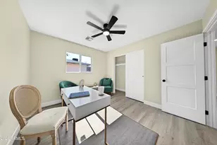 3030 N 41st Dr, Phoenix, AZ 85019 - Photo 23