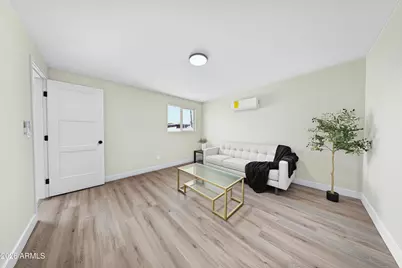 3030 N 41st Drive, Phoenix, AZ 85019 - Photo 15