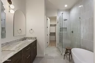 8270 N Hayden Rd, Scottsdale, AZ 85258 - Photo 33