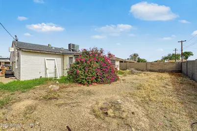 153 E La Cienega Avenue, Goodyear, AZ 85338 - Photo 21