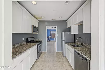 153 E La Cienega Avenue, Goodyear, AZ 85338 - Photo 5
