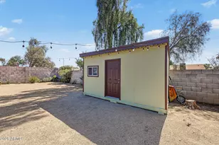 6151 W Zoe Ella Way, Glendale, AZ 85306 - Photo 35