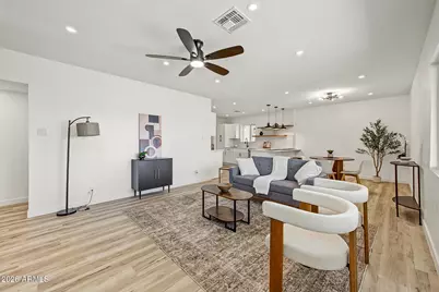 2328 W Village Drive, Phoenix, AZ 85023 - Photo 5