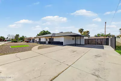 2328 W Village Drive, Phoenix, AZ 85023 - Photo 33