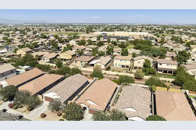 11766 W Chase Lane, Avondale, AZ 85323 - Photo 43