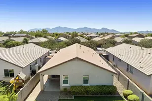 11766 W Chase Ln, Avondale, AZ 85323 - Photo 53