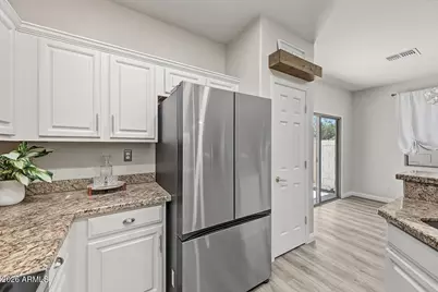 1851 W Kuralt Drive, Anthem, AZ 85086 - Photo 11