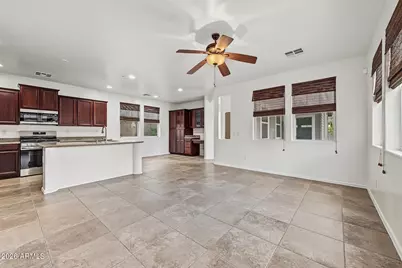 21052 W Elm Way Court, Buckeye, AZ 85396 - Photo 9