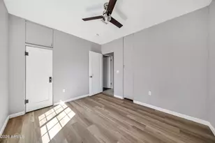 7505 N 60th Ave, Glendale, AZ 85301 - Photo 13