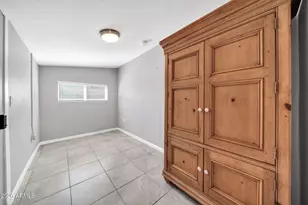 7505 N 60th Ave, Glendale, AZ 85301 - Photo 17