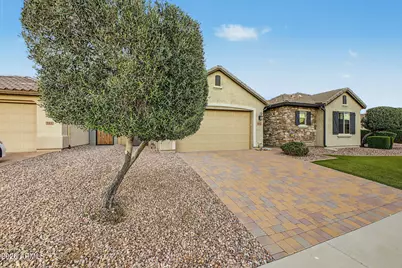 547 S 197th Avenue, Buckeye, AZ 85326 - Photo 3