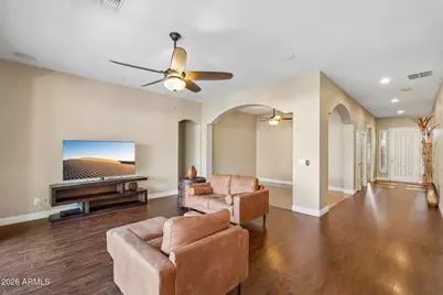 13634 W Caribbean Lane, Surprise, AZ 85379 - Photo 9