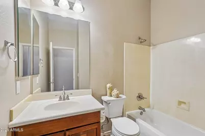 13634 W Caribbean Lane, Surprise, AZ 85379 - Photo 23