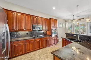 13634 W Caribbean Ln, Surprise, AZ 85379 - Photo 3
