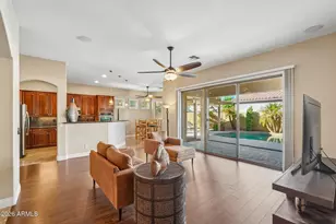 13634 W Caribbean Ln, Surprise, AZ 85379 - Photo 11
