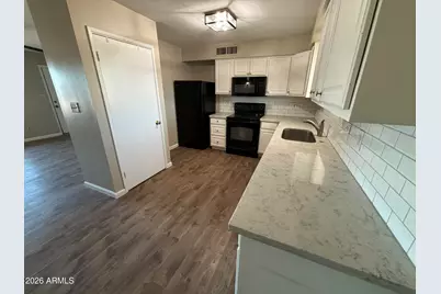 9547 E Dallas Street, Mesa, AZ 85207 - Photo 5