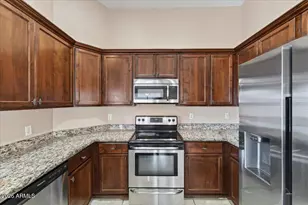 20270 N 82nd Ln, Peoria, AZ 85382 - Photo 7
