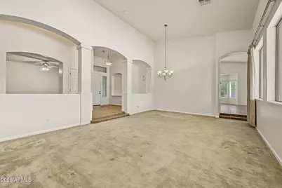 11512 N 147th Lane, Surprise, AZ 85379 - Photo 7