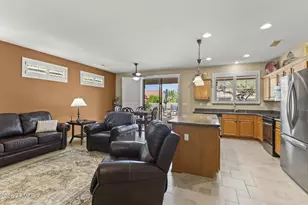 16404 W Una Noche Ct, Surprise, AZ 85374 - Photo 9